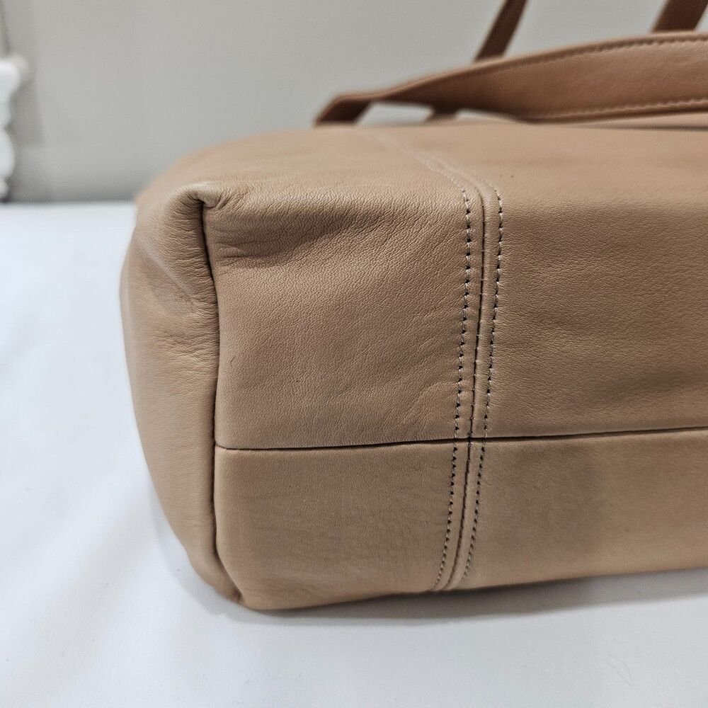 Vintage Coach 1980s Leather Shoppers Tote Bag Beige Tan Shoulder Straps Casual - Picture 10 of 15